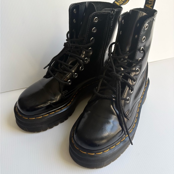 Dr. Martens Jadon Platform Leather Women's Boot - Black Polished Size 6 - Picture 5 of 16